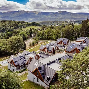 https://luxury-szklarska-apartments.szklarskaporebahotels.net